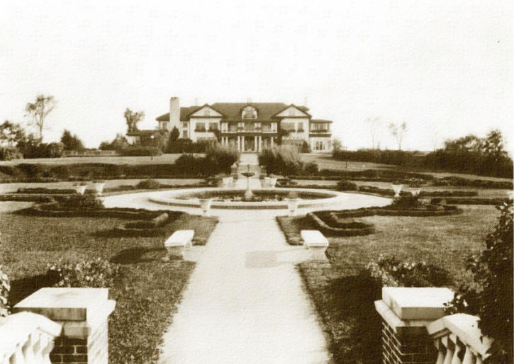 Main Residence, Longview Farm