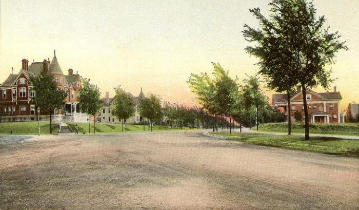 Gladstone Boulevard at Scarritt Point, Kansas City, Missouri